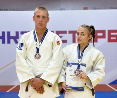 Дмитрий Новиков и Дарья Воловликова